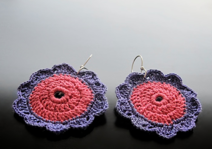 crocheted flowers, χειροποίητο κόσμημα, χειροποίητα σκουλαρίκια