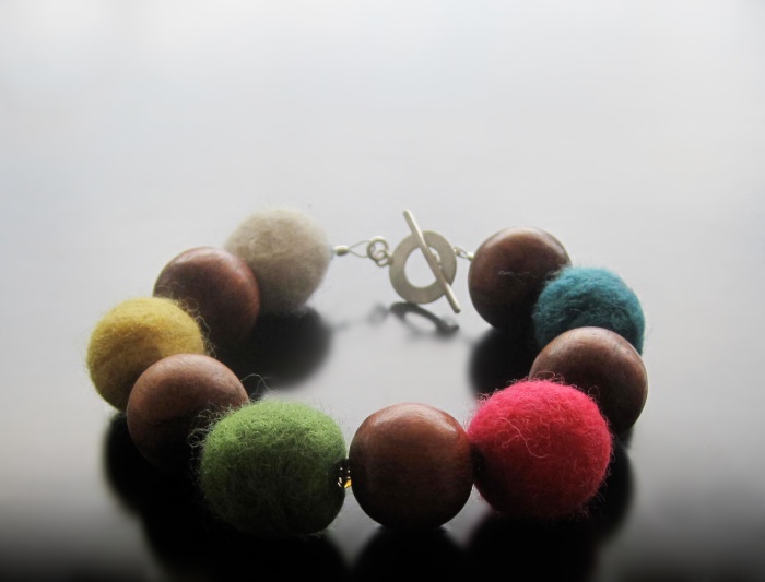 felt bracelet