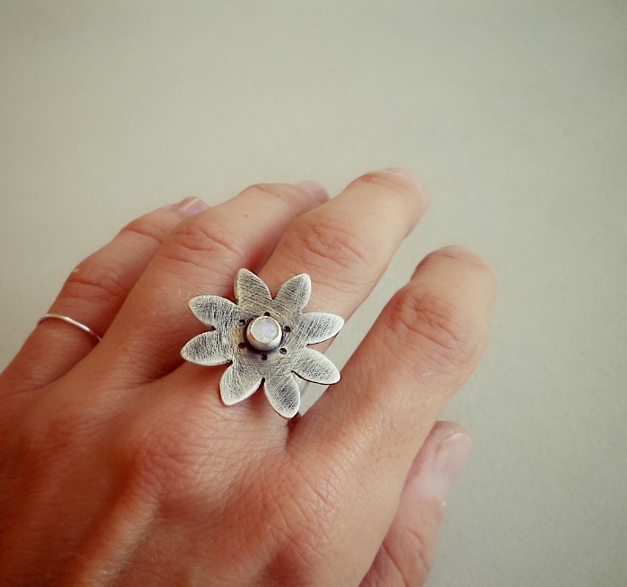 anemone ring