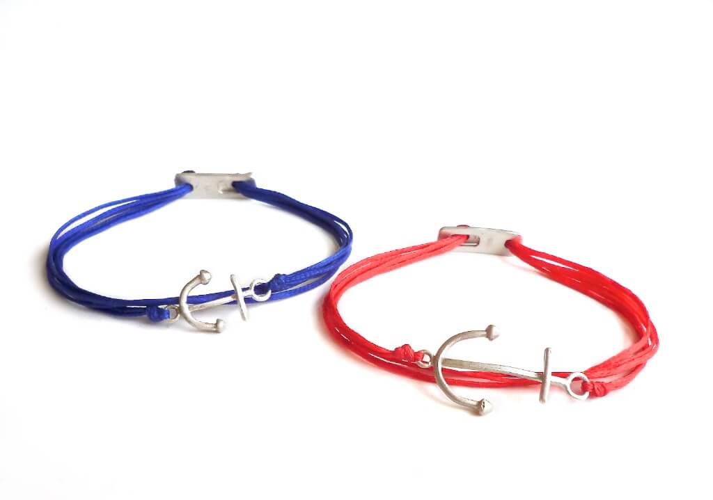 New anchor bracelets, availalbe in two different sizes and many colour options.